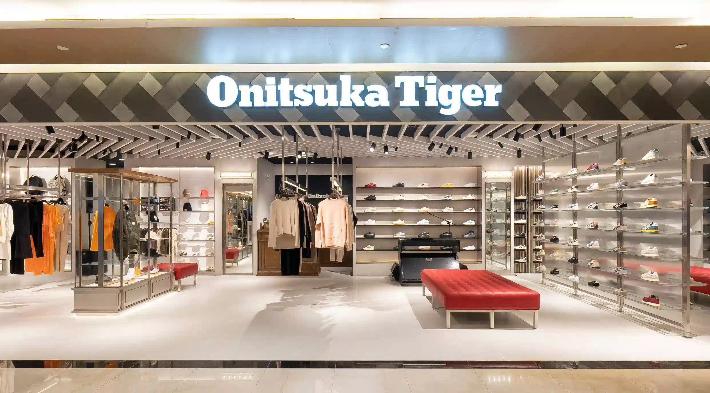 Banner 1 1 - Onitsuka Tiger Tienda España
