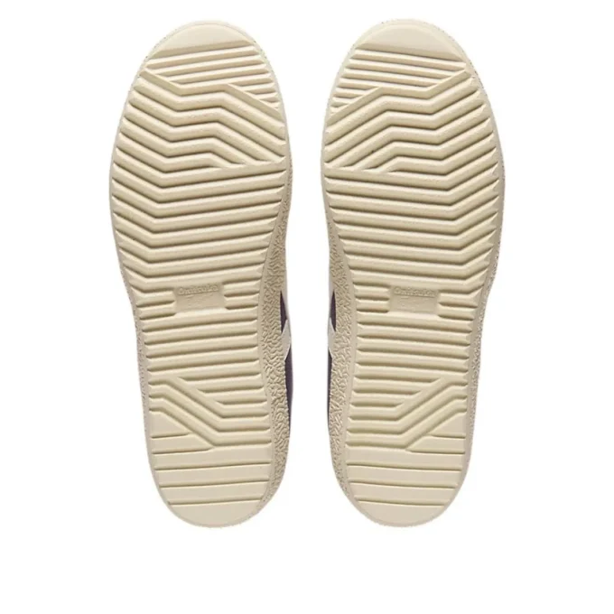 Delegación México 66 «Grisáceo púrpura marfil»