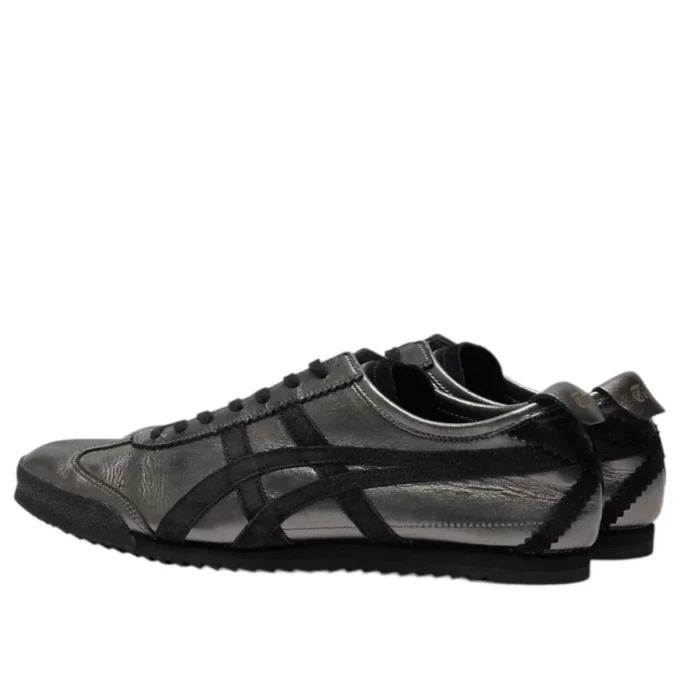 Mexico 66 Deluxe «Gunmetal Black»